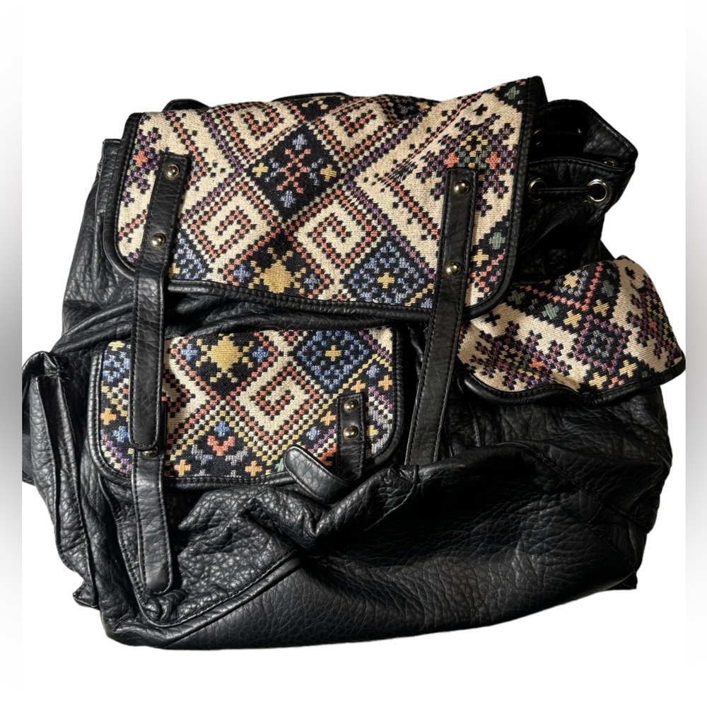 Under One Sky Black Leather Aztec Blanket Women’s Medium Backpack Draw Bag